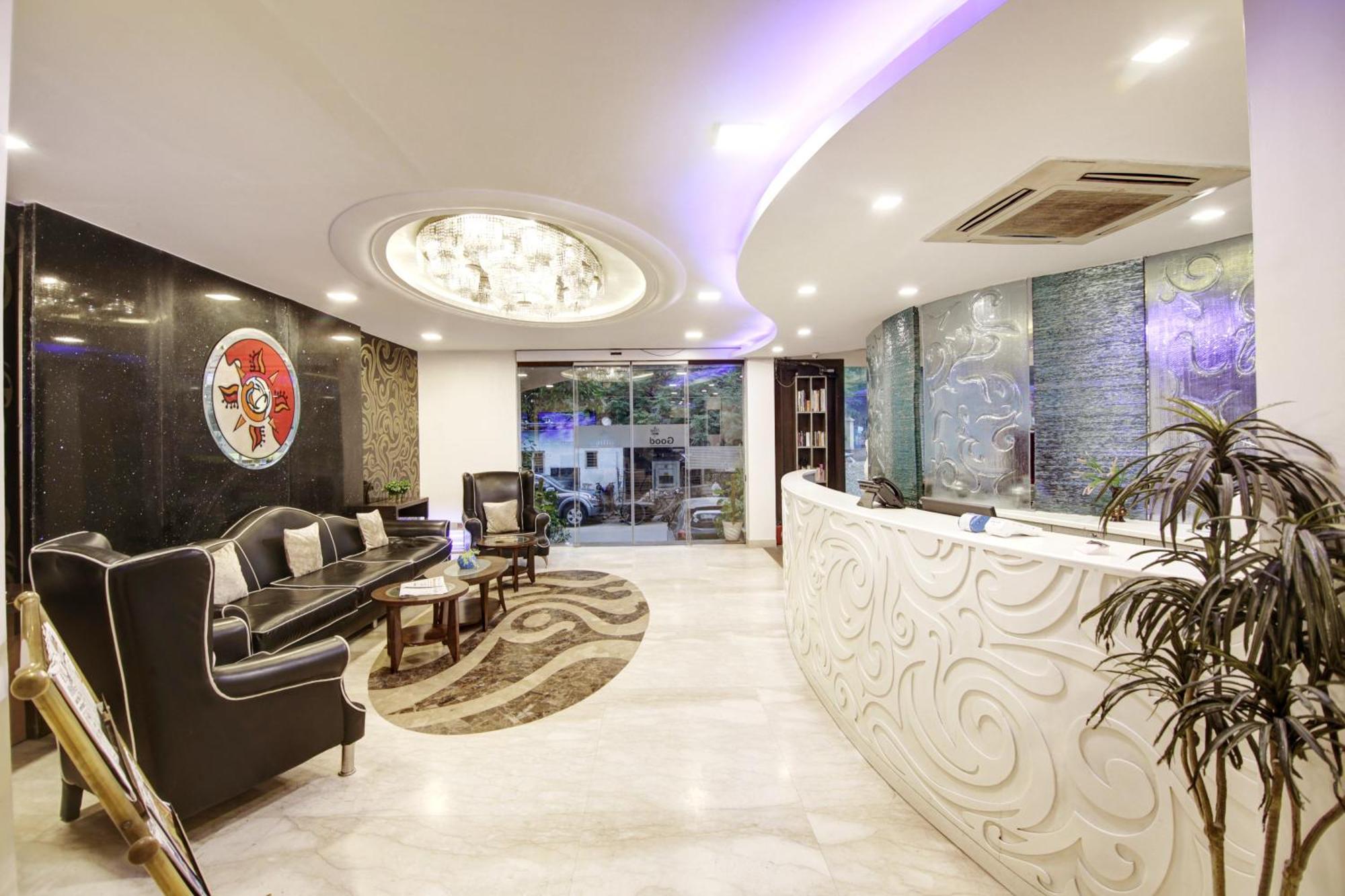 Hotel Good Times Near Ganga Ram Hospital And Karol Bagh Metro Дели Экстерьер фото